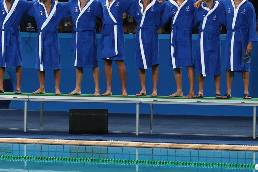 bedrukte badjassen sportverenigingen waterpolo zwemmen
