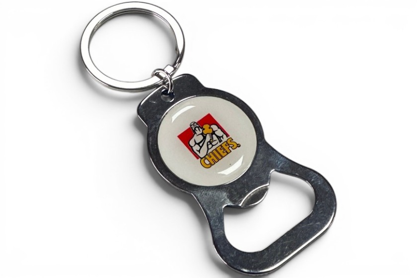 sleutelhanger bieropener met doming