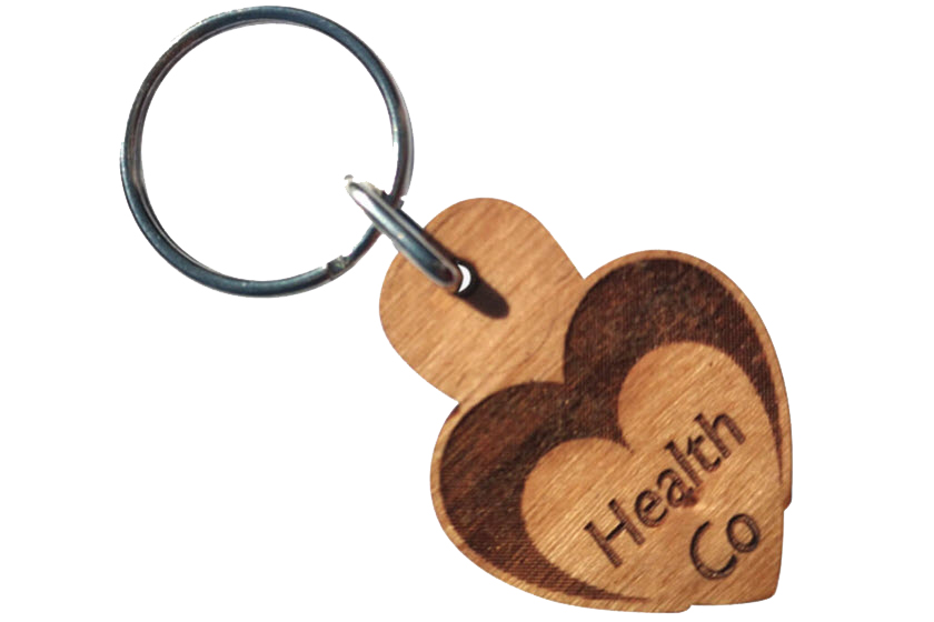 houten sleutelhangers met logo
