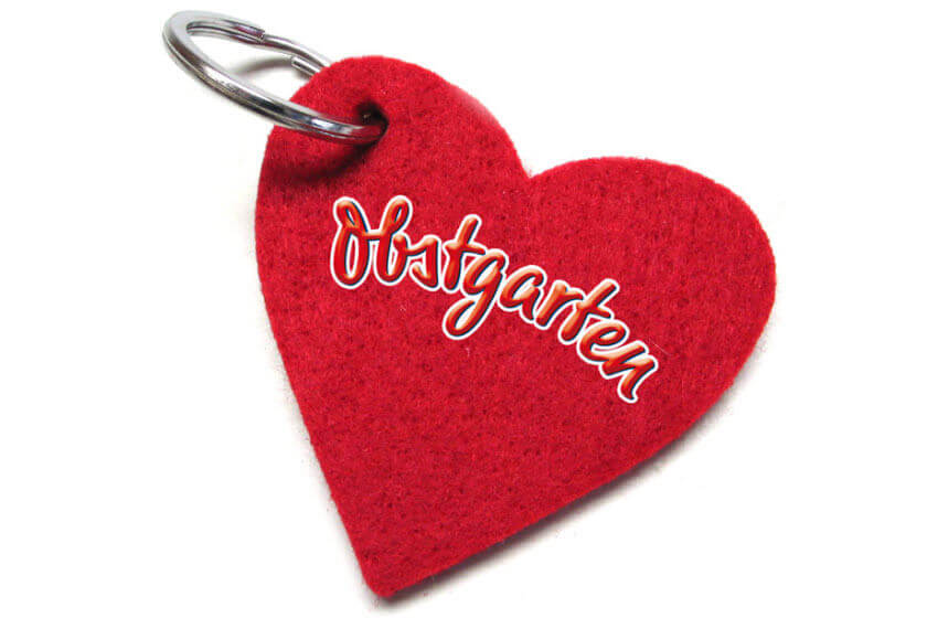 vilten sleutelhangers met logo